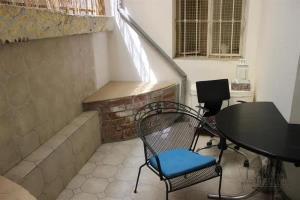 kancelář s kachličková podlaha