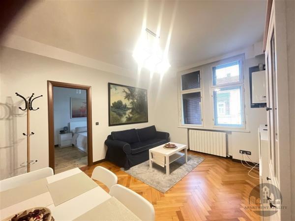 Pronájem, pěkný zařízený byt 2+kk, Slavíkova, Praha 2, metro Jířího z Poděbrad