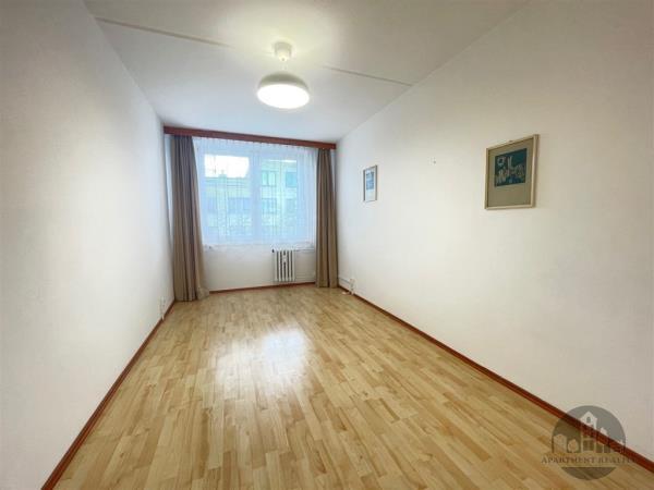 Pronájem, částečně zařízený byt 2+kk, K Zahrádkám, Praha Stodůlky, sklep
