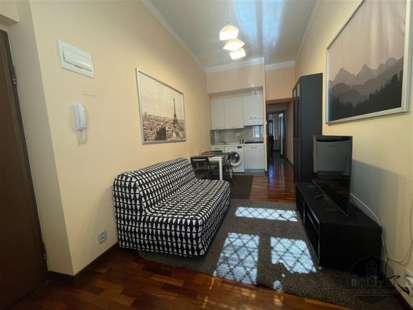 Pronájem, pěkný zařízený byt 2+kk, Blahníkova, Praha 3