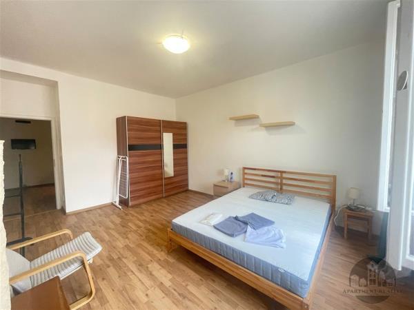 Rent, nice furnished flat 2+kk, Sokolovská, Praha 8, metro Florenc/Křižíkova
