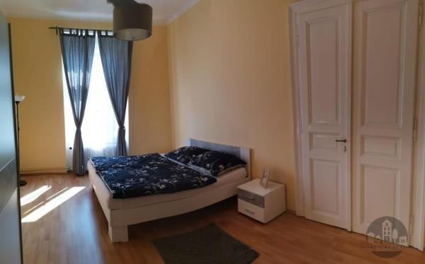 Pronájem, pěkný zařízený byt 3+kk, Jugoslávská, Praha 2, metro I.P.Pavlova, internet, Erasmus
