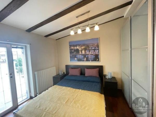 Pronájem, pěkný zařízený byt 3+kk, Cimburkova, Praha 3  Žižkov, 2 koupelny, 2 ložnice, balkon